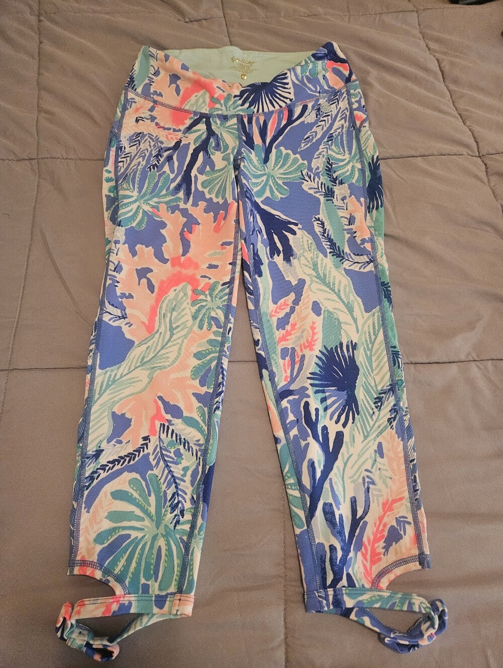 Lilly Pulitzer Seafoam and Coral Tropical Print Leggings